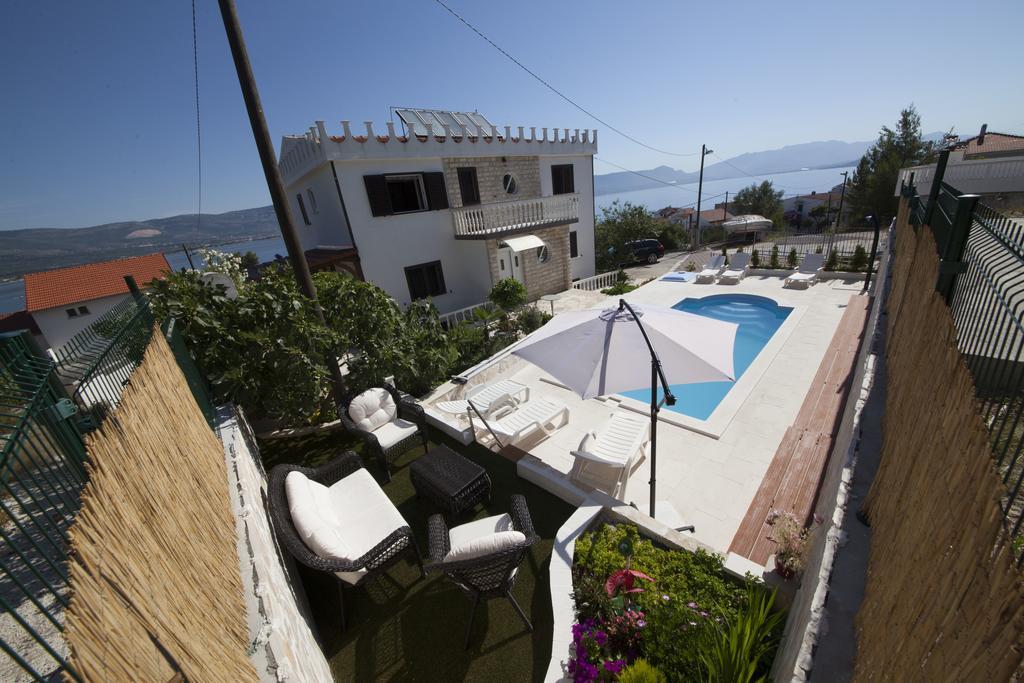 Apartments Jobst Trogir Exterior foto